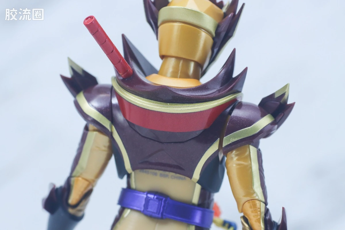 SHF 假面骑士限定版 假面骑士Valen/瓦伦 冰沙特装＆“松脆”效果配件套装 - 图片